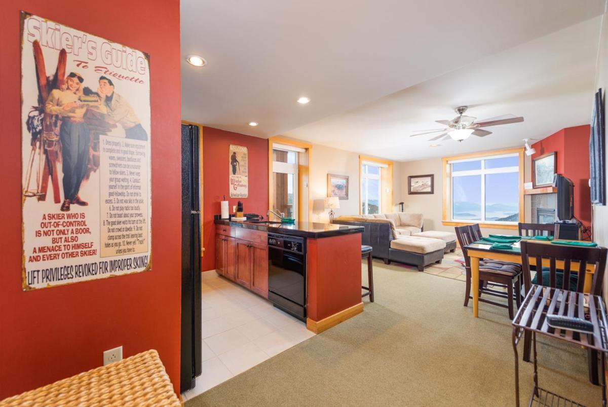 Schweitzer Mountain Resort White Pine Lodge Сандпойнт Екстериор снимка