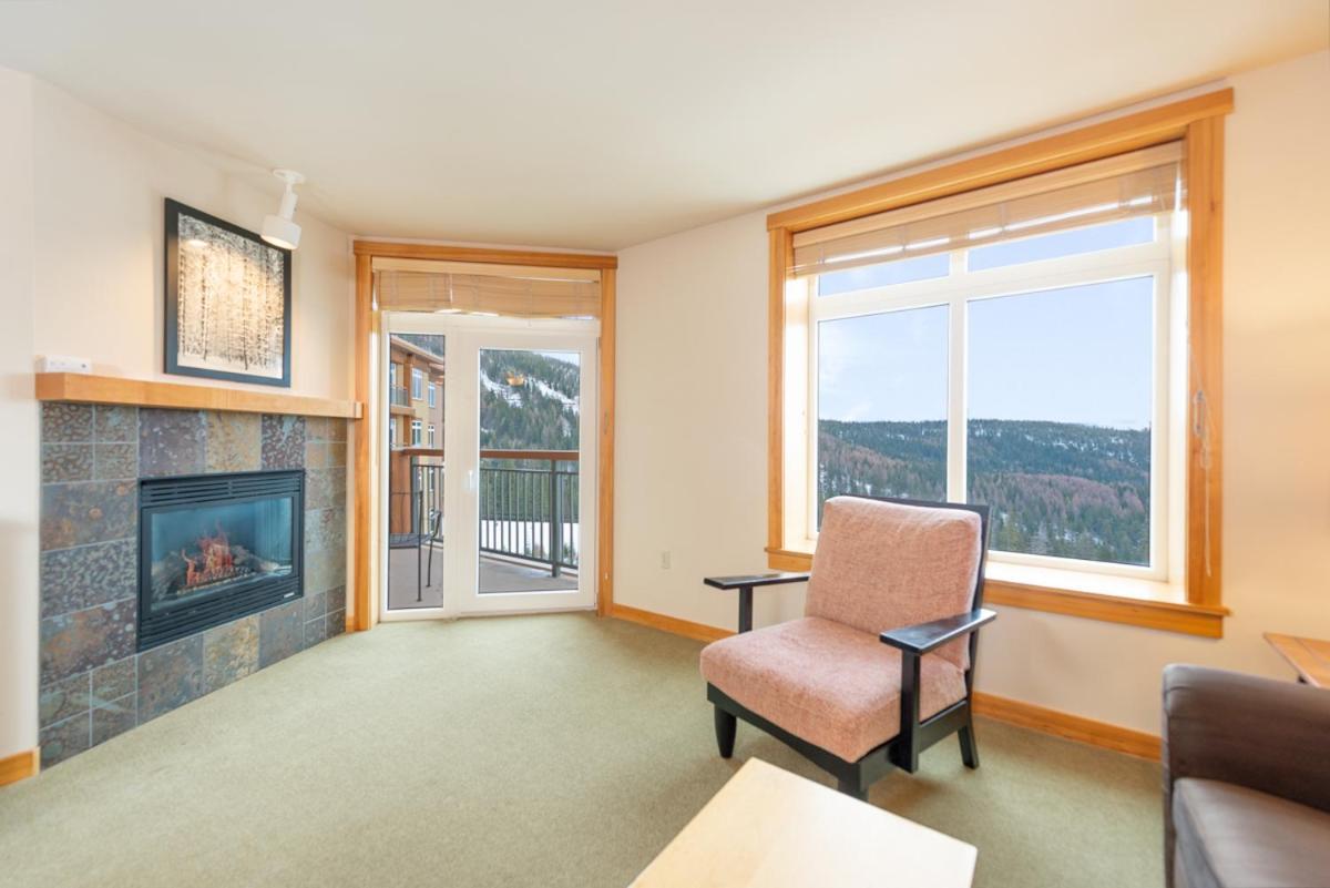 Schweitzer Mountain Resort White Pine Lodge Сандпойнт Екстериор снимка