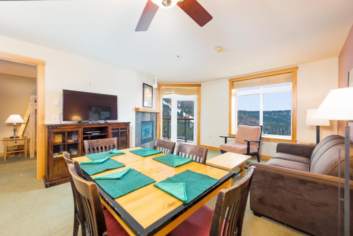 Schweitzer Mountain Resort White Pine Lodge Сандпойнт Екстериор снимка
