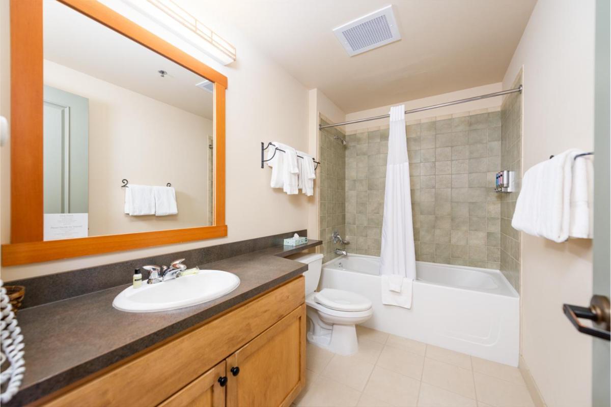 Schweitzer Mountain Resort White Pine Lodge Сандпойнт Екстериор снимка