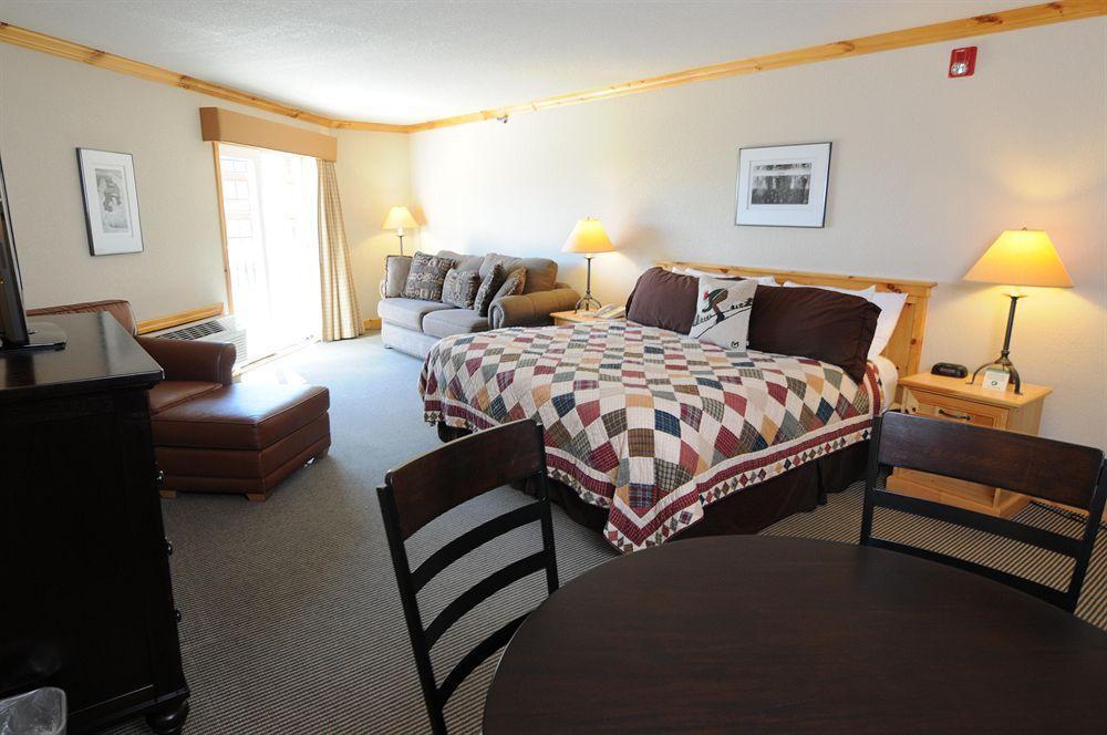Schweitzer Mountain Resort White Pine Lodge Сандпойнт Екстериор снимка