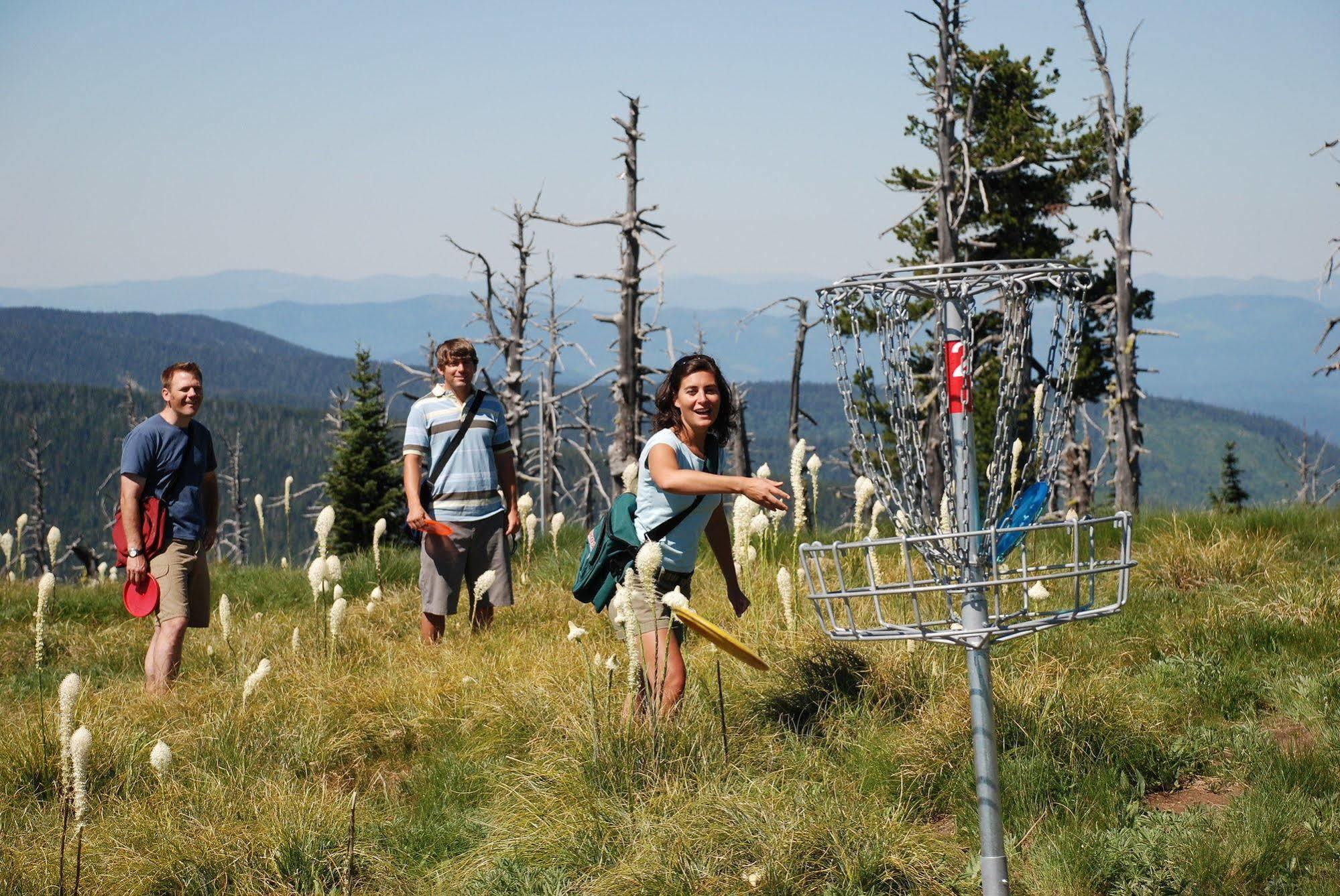 Schweitzer Mountain Resort White Pine Lodge Сандпойнт Екстериор снимка