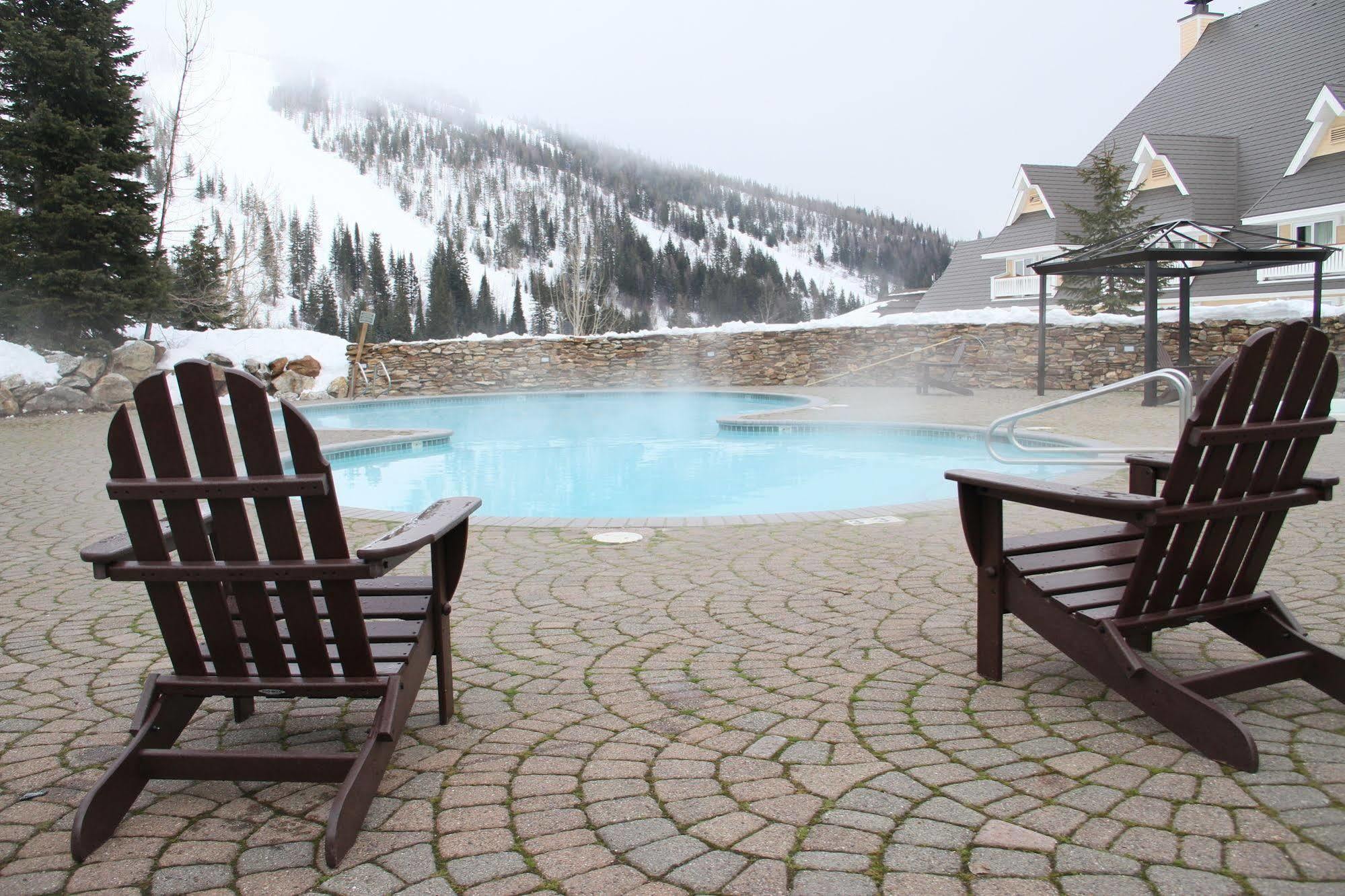 Schweitzer Mountain Resort White Pine Lodge Сандпойнт Екстериор снимка