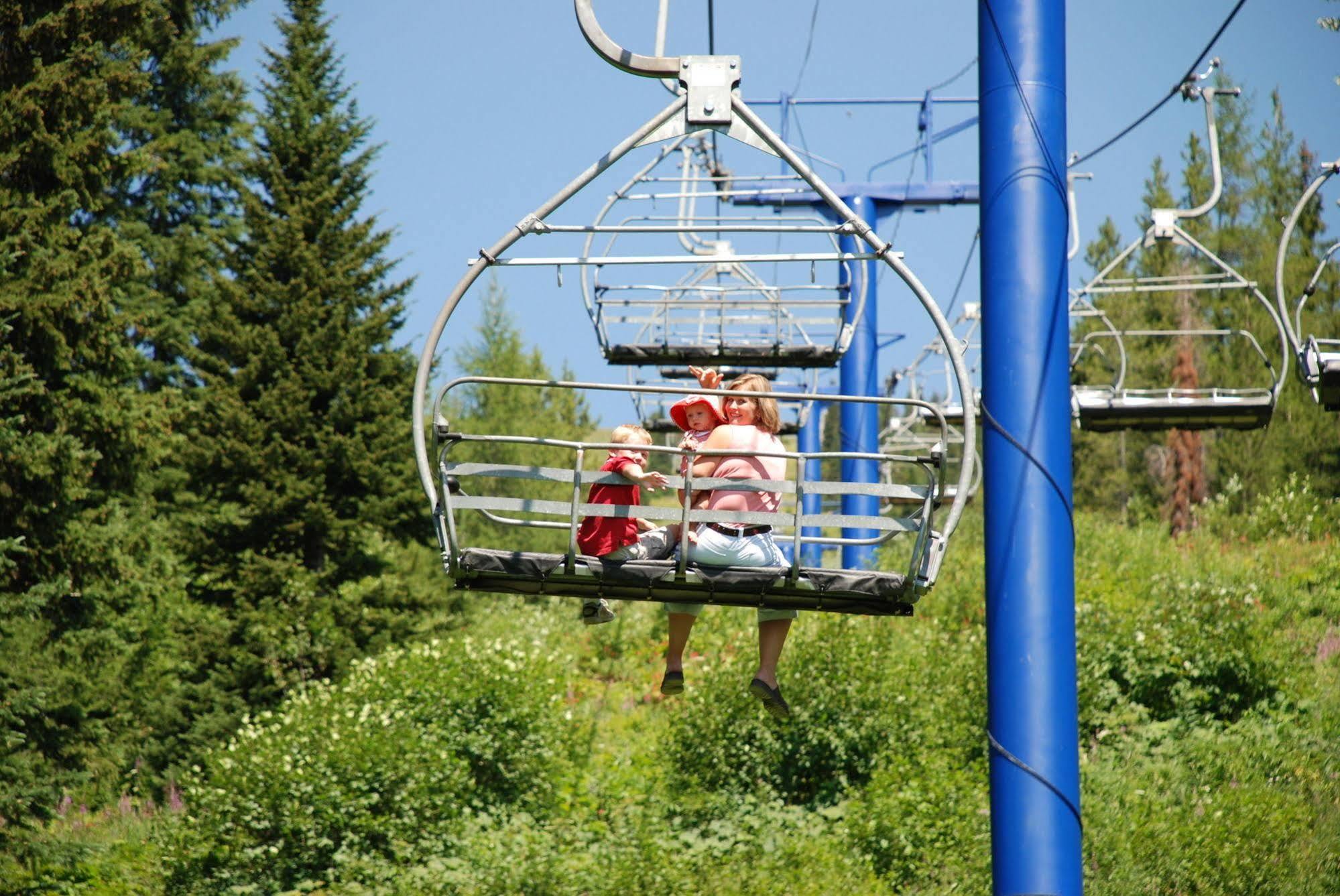 Schweitzer Mountain Resort White Pine Lodge Сандпойнт Екстериор снимка